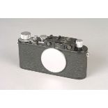 A Leica II Rangefinder Body, up-graded from Model I, black, serial no. 46155, body, G-VG, shutter