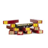 Trix Twin Railway OO Gauge Boxed 'Scale Model' 9" Coaches, comprising 6 Pullman cars with lights,