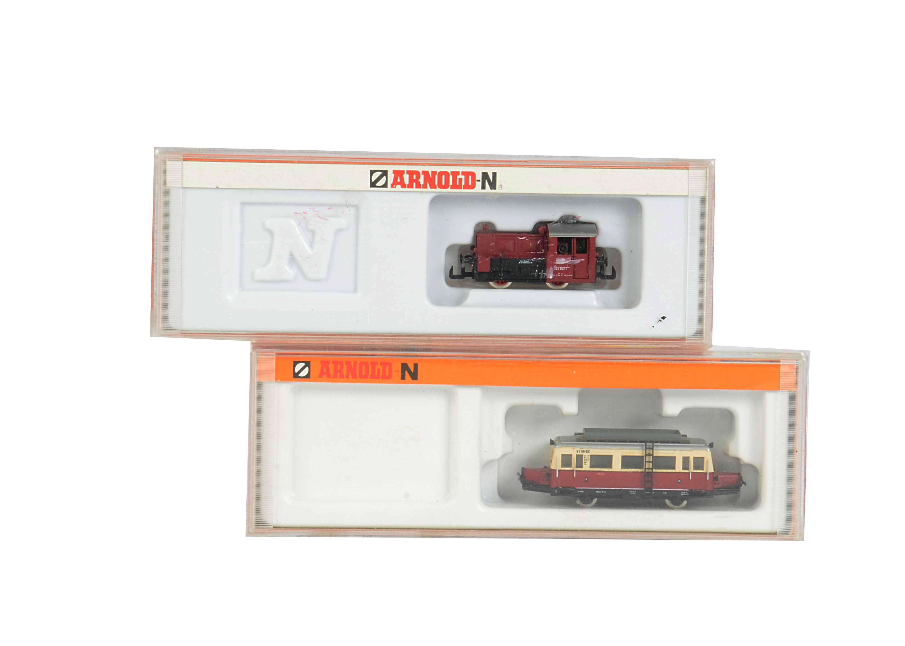 Arnold N Gauge German Diesel Locomotives, comprising 4-wheeled 'Rangierlok' ref 2063, in DB red as