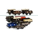 Hornby O Gauge 'Southern Railway' Freight Stock, including gold-lettered van, open wagons, brake