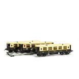 Hornby O Gauge No 2 Pullman Cars and Middleton Electric Track, comprising 3 Pullmans, all F, with