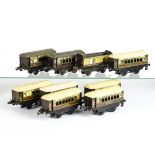 Hornby O Gauge 'No 1 Pullman' Coaching Stock, comprising 8 of the 4-wheeled Pullman cars with