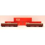 Hornby Dublo 00 Gauge Super Detailed BR maroon Suburban Coaches, 4083 1st/2nd, in original box, 4084