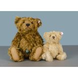 Two Steiff Limited Edition teddy bears: Alexandra for QVC with 9ct gold and diamond pendant, 1492 of