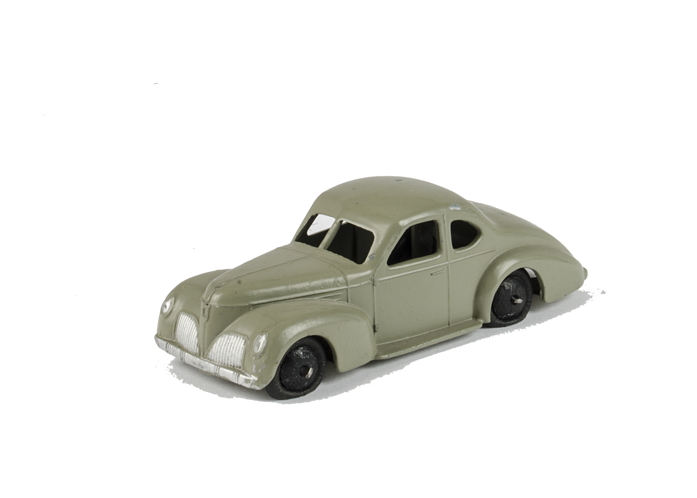 A Pre-War Dinky Toys 39f Studebaker State Commander, grey body, black smooth hubs, lacquered