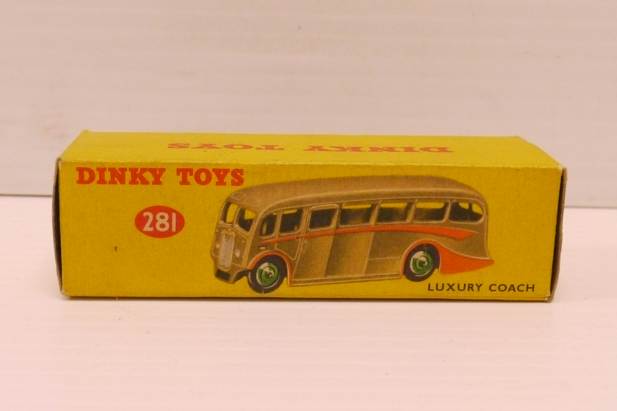 Dinky Toys 29g/281 Luxury Coach, five examples, first cream body, red flash and hubs, second cream - Image 2 of 2