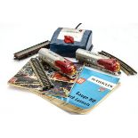 Märklin HO Gauge 3-rail/stud Trains, comprising ref 3060 American Santa Fe Diesel Locomotive and