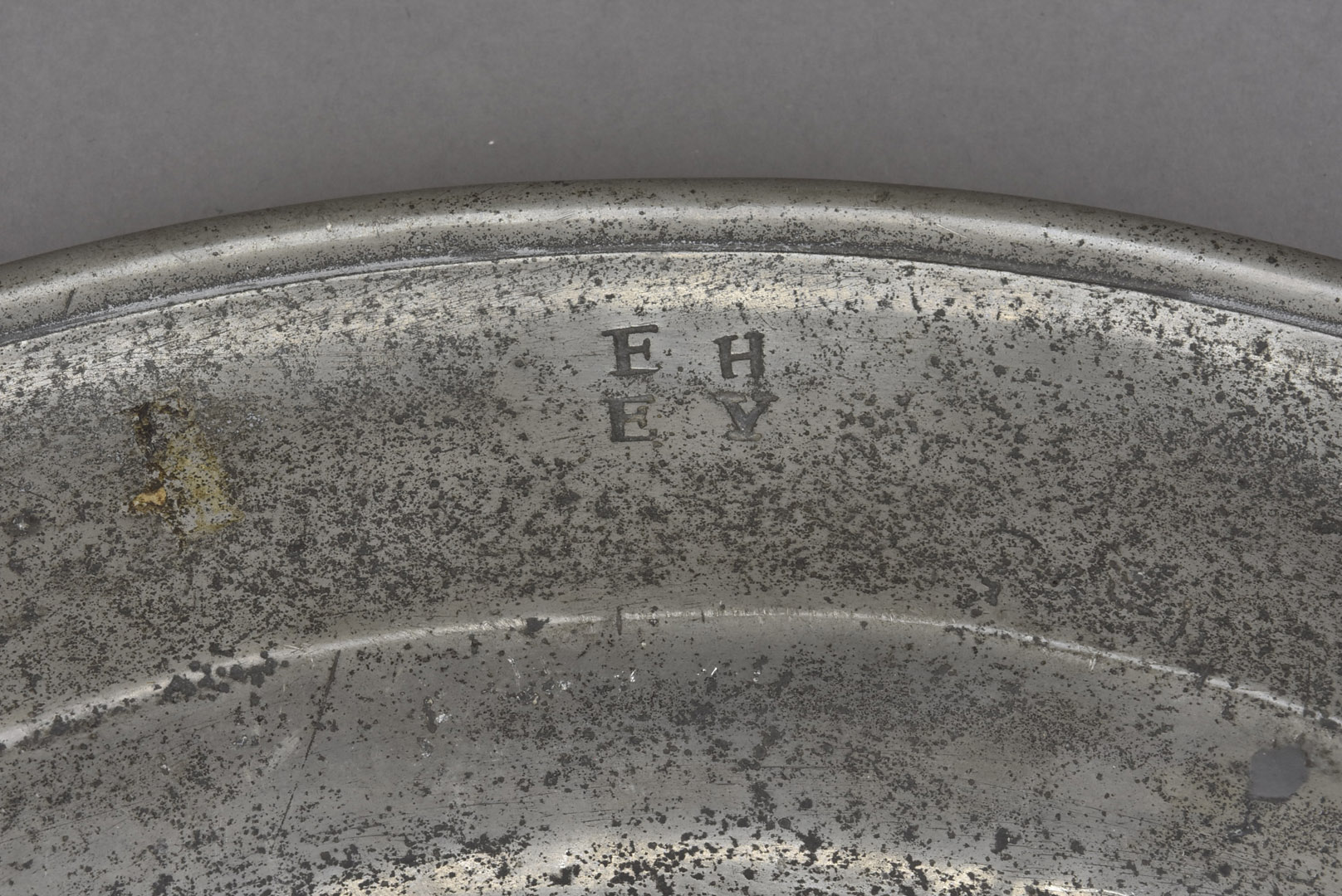 A late 17th century pewter charger, the circular dish stamped to lower and believed to be Edward - Image 3 of 4