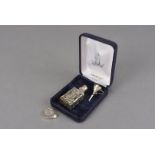 A modern 9ct gold and pearl solitaire ring, 2g, together with a silver and glass scent bottle and