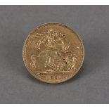 A Victorian full sovereign, dated 1901, Old Head, VF