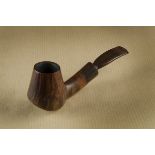 A Poul Winslow briar estate pipe, the hand carved sitter with straight grain, volcano shaped bowl