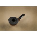 A W. Ø. Larsen Special briar estate pipe, the flame grain with sandblasted top and rim to the