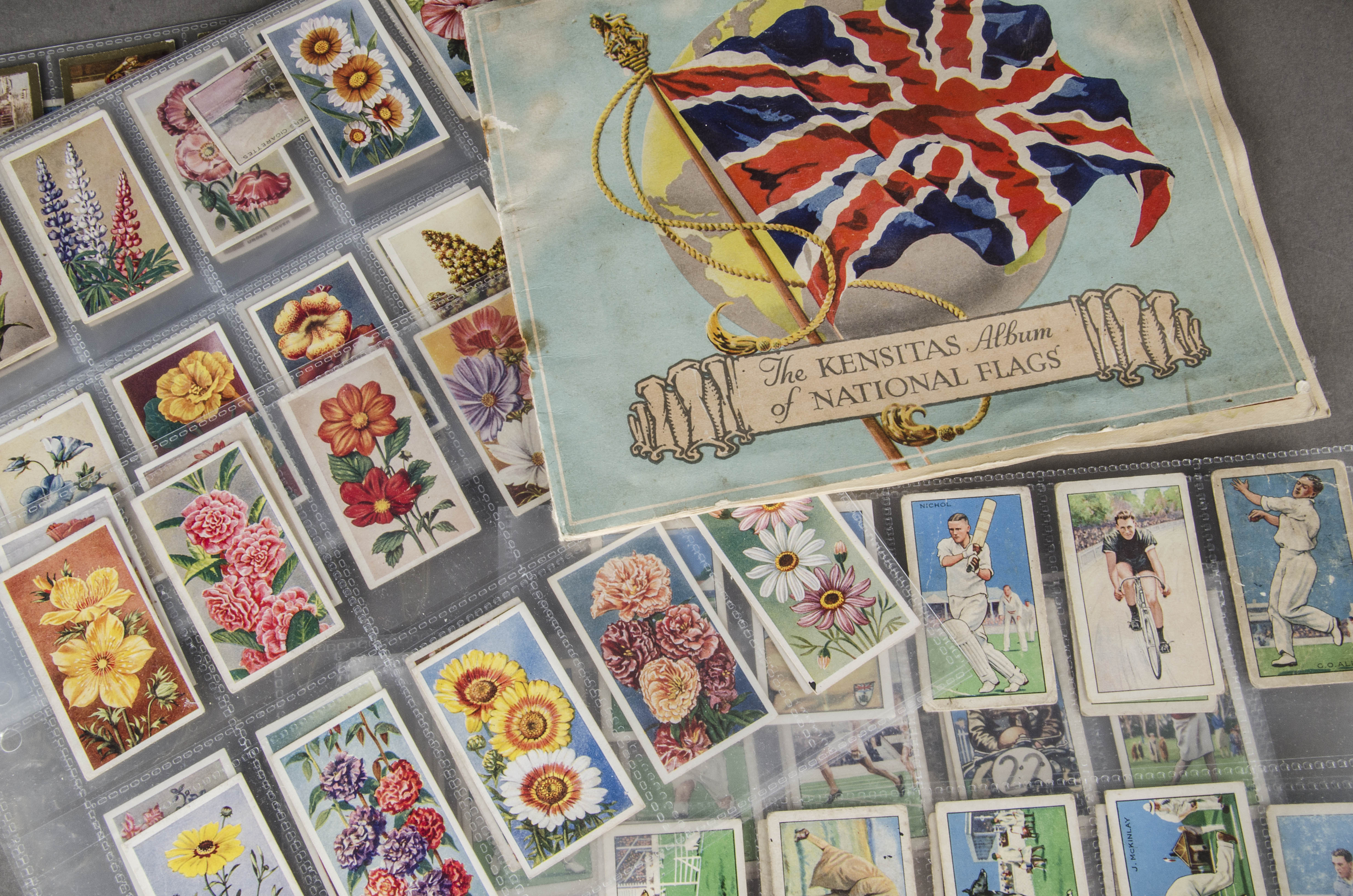 Cigarette Cards, Mixture, a very large quantity of loose cigarette cards, various Manuafacturers and