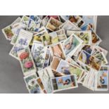 Cigarette Cards, Floral, a quantity of loose cards relating to Flowers and Gardening, various