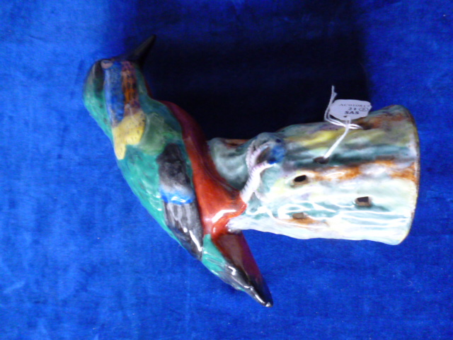 An 18th century Chinese porcelain sancai quail model, sometimes called the egg, spinach and - Image 8 of 8
