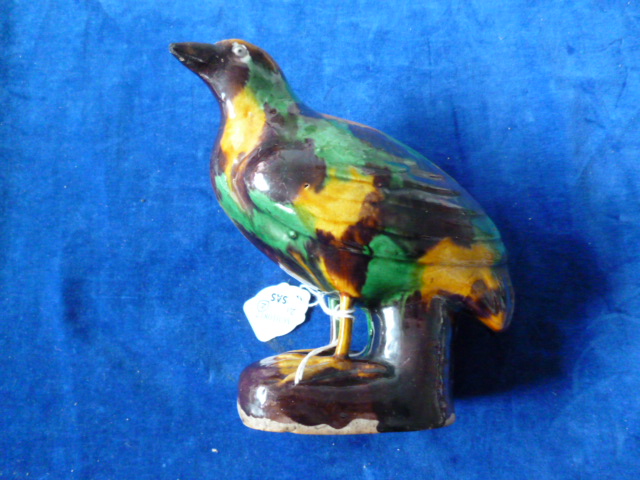 An 18th century Chinese porcelain sancai quail model, sometimes called the egg, spinach and - Image 4 of 8