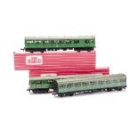 Hornby Dublo 00 Gauge 2-Rail SR Super Detail Electric Motor Coach EMU 3-Car set, comprising