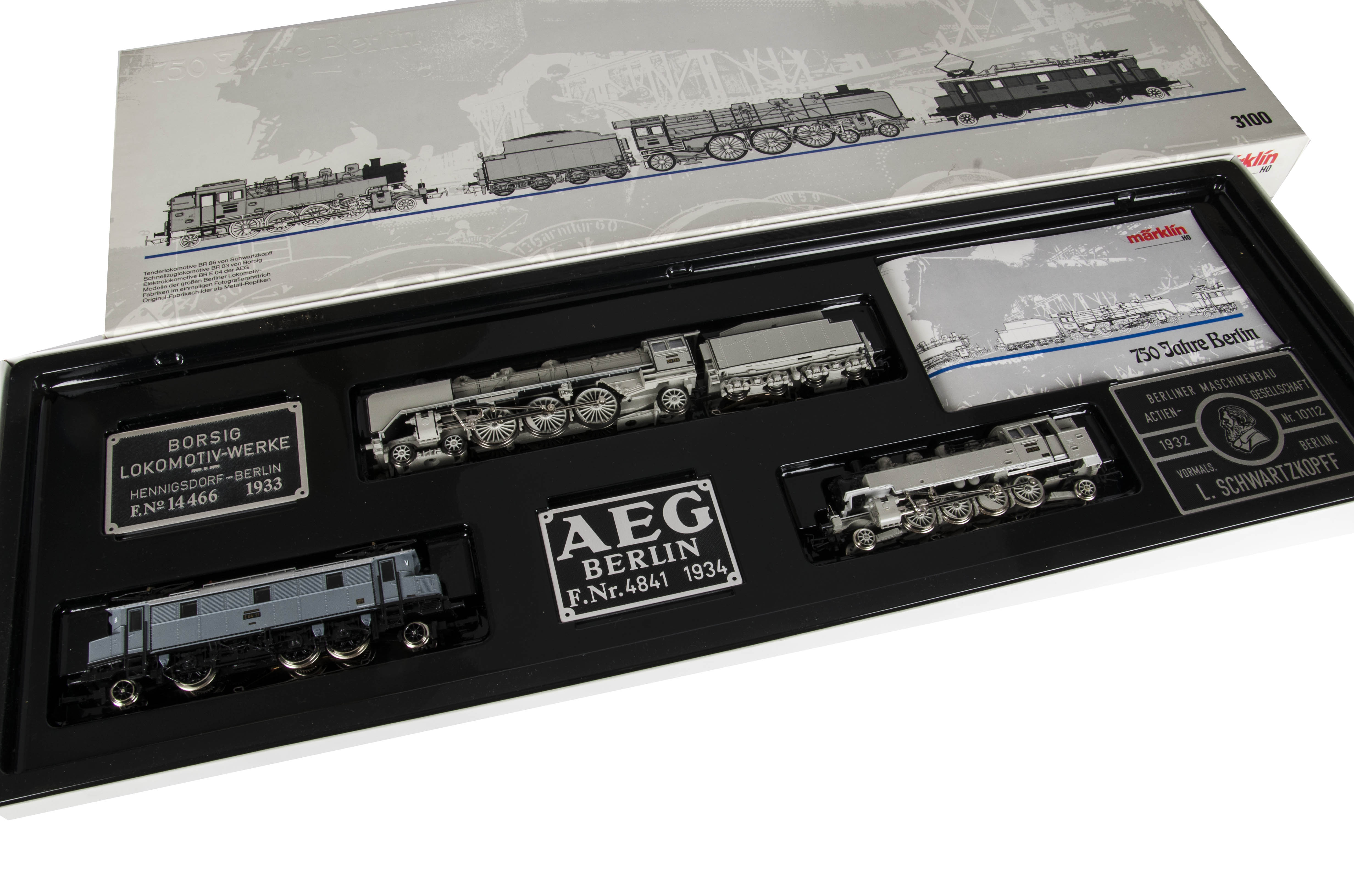 Marklin HO Gauge 3-Rail 'Berlin 750 Years' Commemmorative Locomotive Set, ref 3100, representing