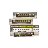 A Wrenn 00 Gauge Brighton Belle 5-Car Set, comprising W3006/7 chocolate and cream Power and