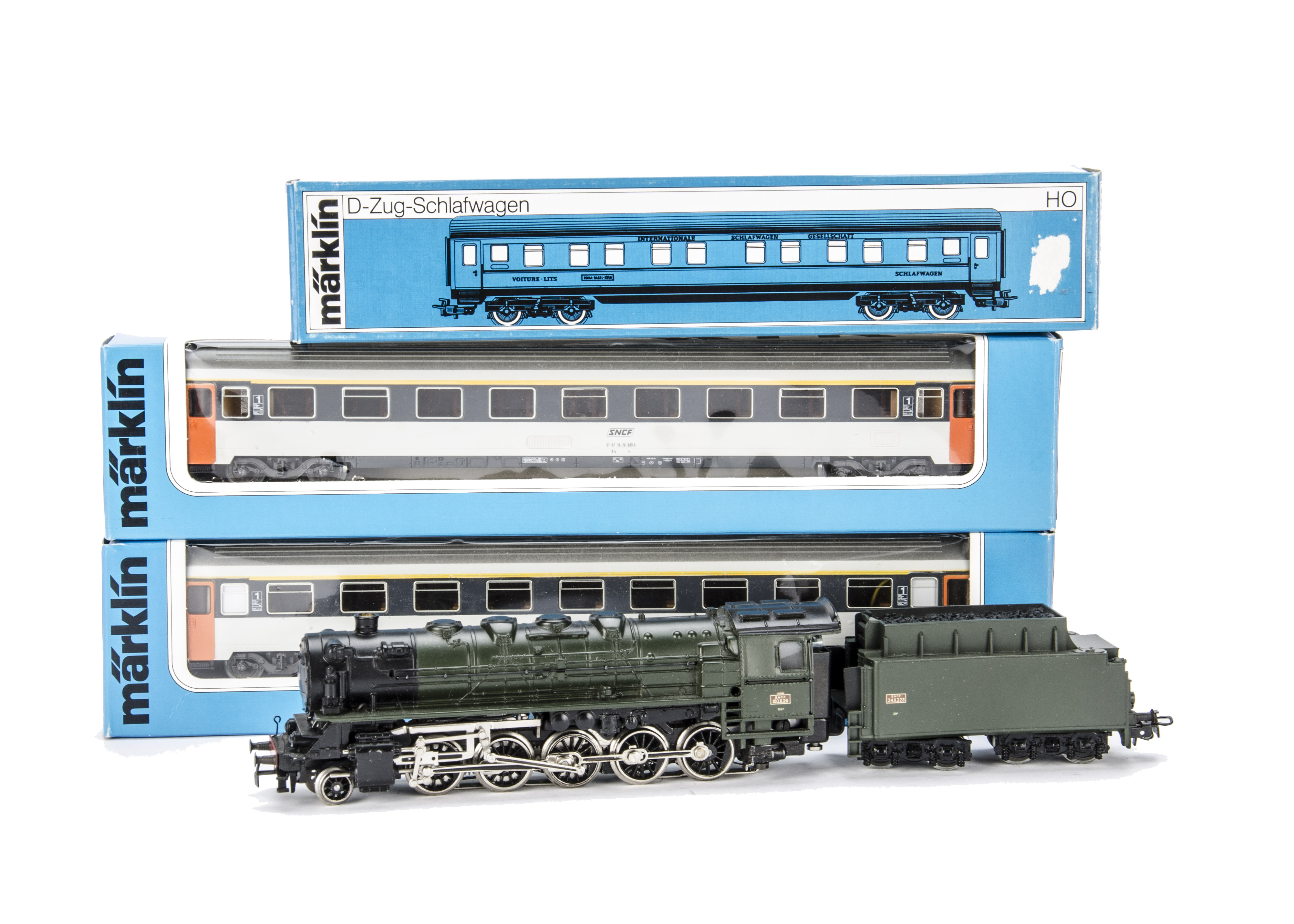 Marklin HO Gauge 3-rail SNCF Steam Locomotive and Coaching Stock, comprising SNCF 2-10-0