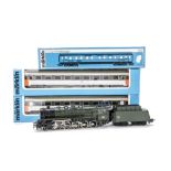 Marklin HO Gauge 3-rail SNCF Steam Locomotive and Coaching Stock, comprising SNCF 2-10-0