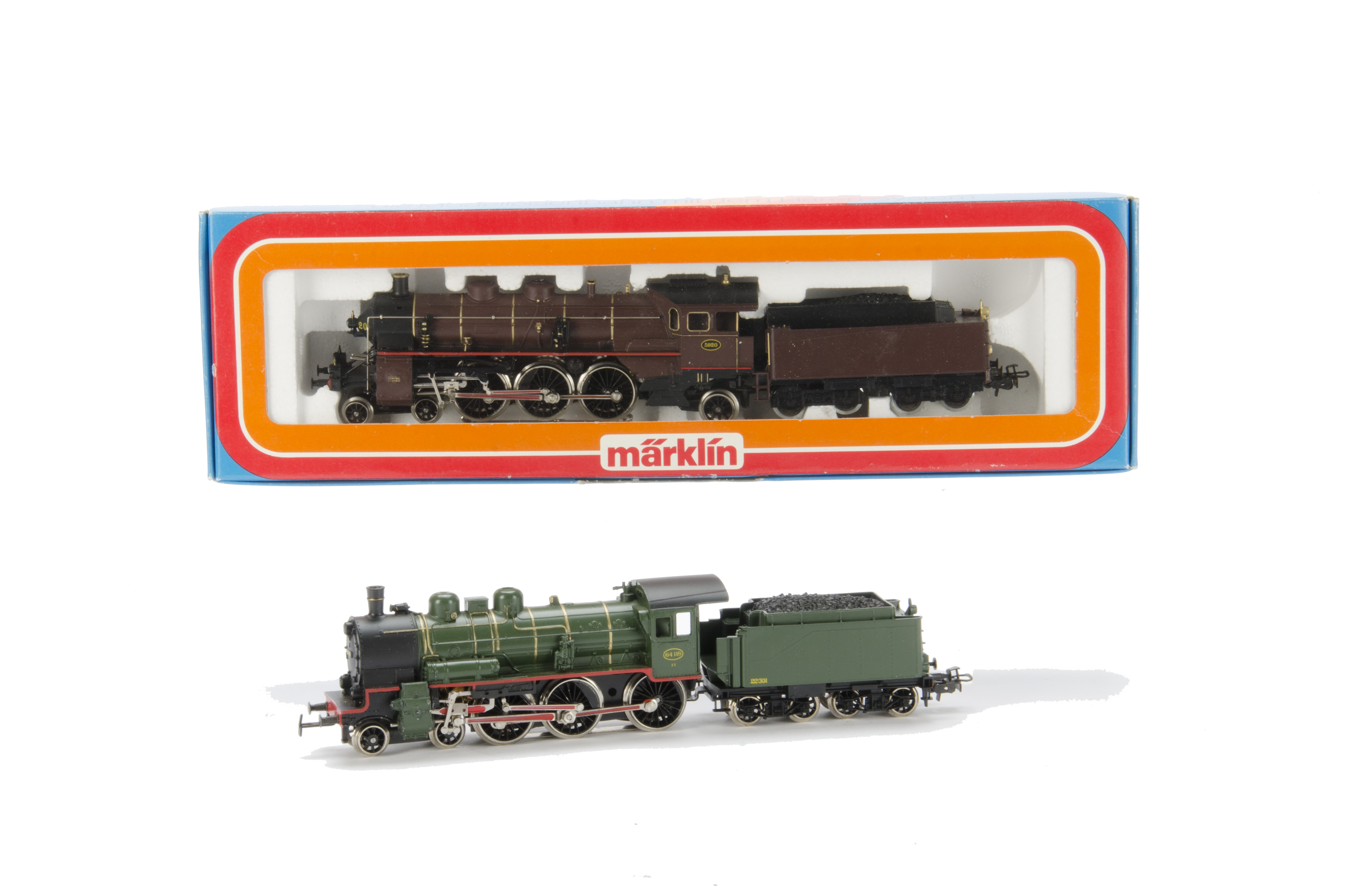 Marklin HO Gauge 3-rail Steam Locomotives, ref 3111, a 4-6-2 locomotive and tender no 5920 in