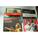 Jazz, approximately eighty albums of various years and conditions including mainly Humphrey