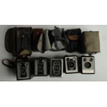A quantity of cameras, including Portrait Hawkeye Star, Brownie Twin 20, Brownie Target 620 etc
