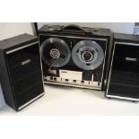 Reel to Reel, Sony Stereo Recorder TC-252 serial 21289 portable with detachable speakers untested