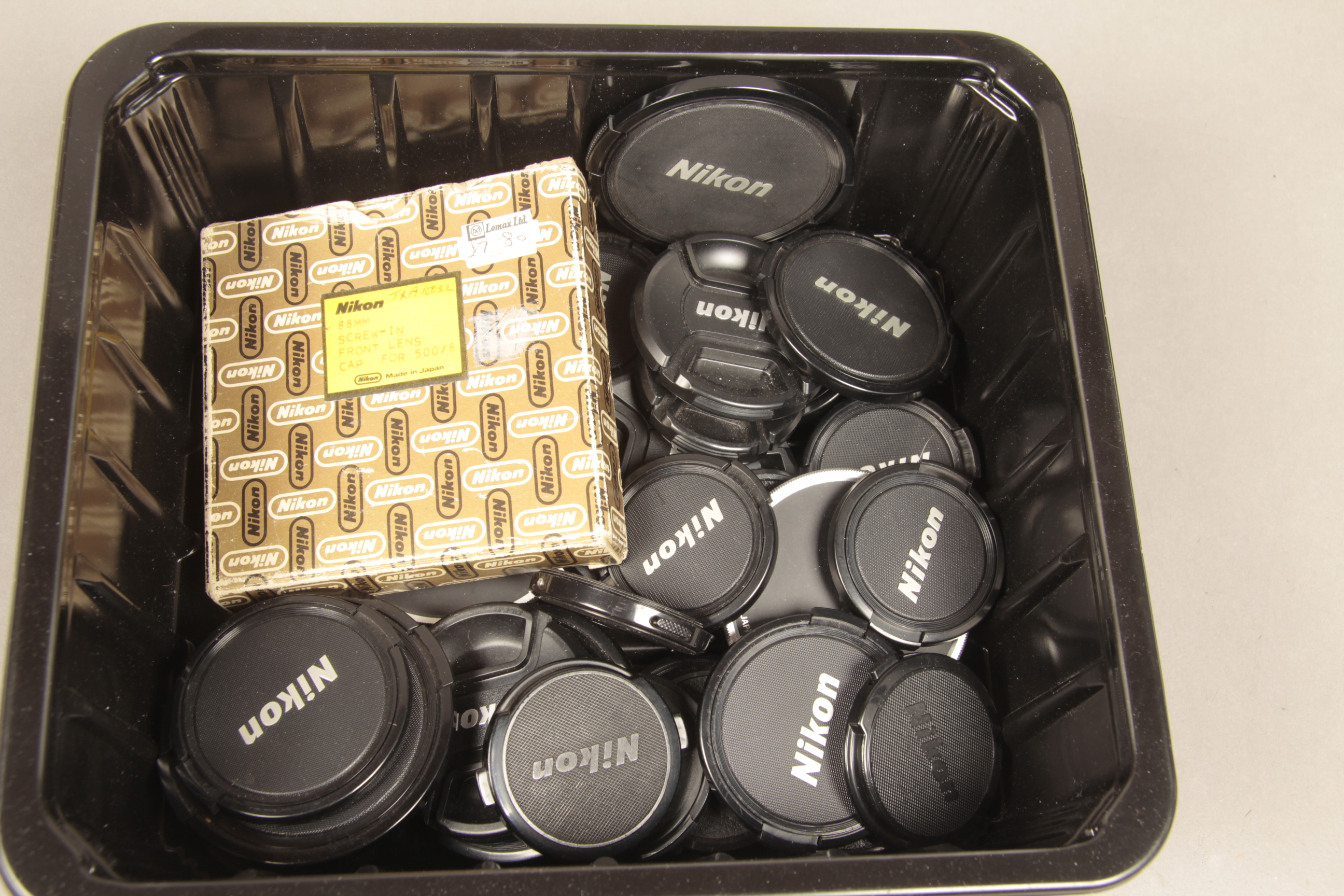 Nikon Lens Caps, a diverse array of sizes including a boxed 500mm F8 screw-in type (a lot)