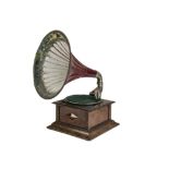 Horn Gramophone, un-named : with HCB (Harmony, Clarity, Beauty) soundbox, oak case and fluted