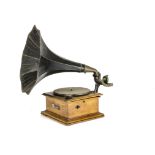 Horn Gramophone, Gramophone Co: an Intermediate Monarch, early model, with black Morning Glory horn,