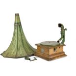 Horn Gramophone, Pathé: a Pathéphone with oak case, green horn, (defective) substitute elbow (no