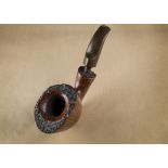 A Bari Wiking 'Magnum' briar estate pipe, the sitter a straight grain, with sandblasted rim and