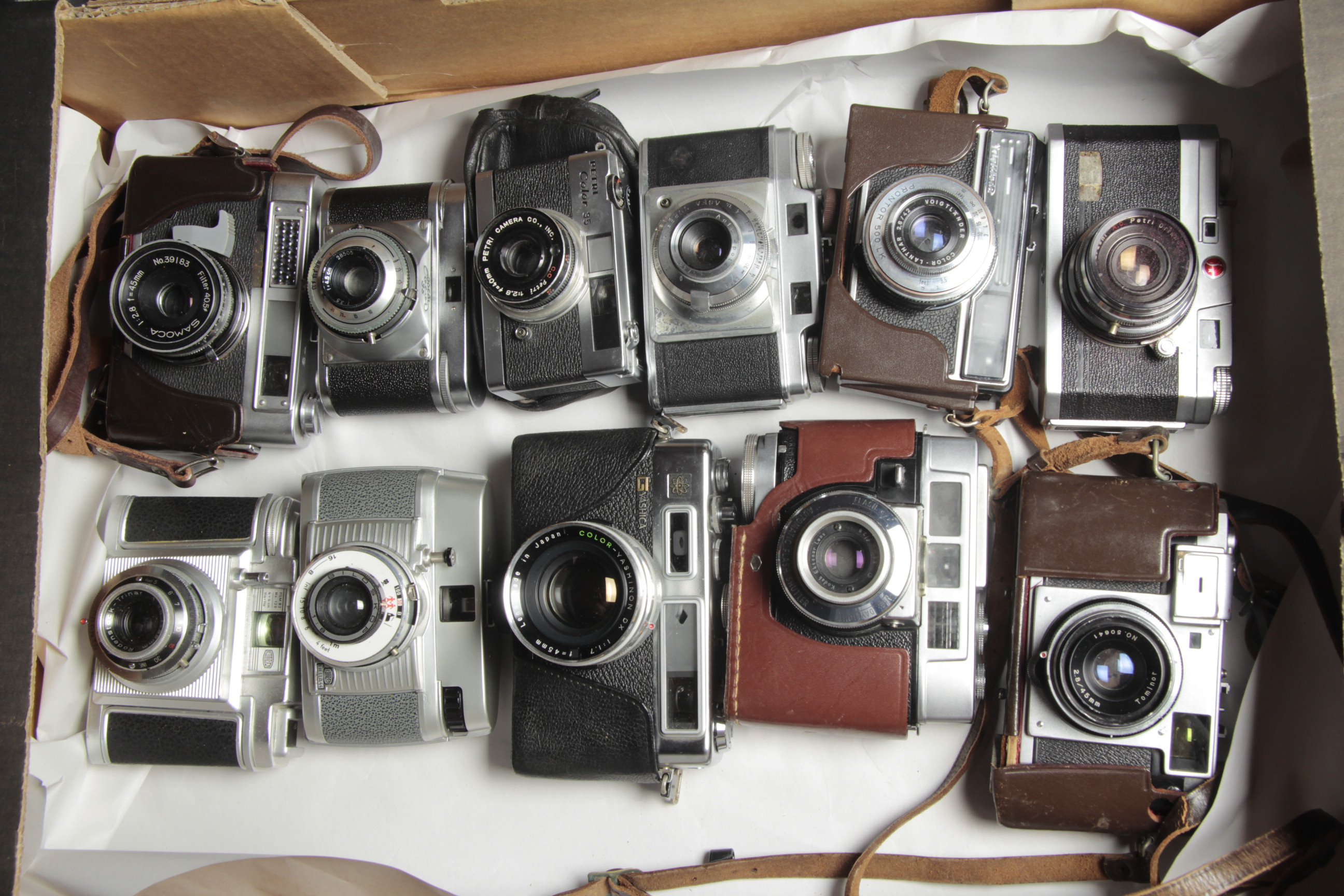 Compact Cameras, Ricoh, Petri, Yashica , Bilora and others (a lot)