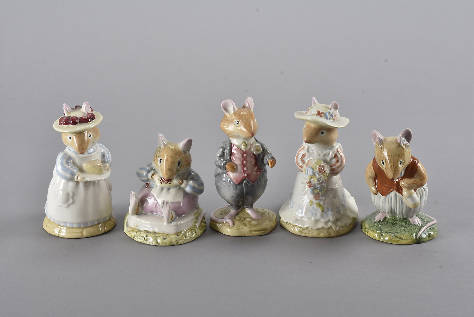 A collection of eleven Royal Doulton Brambly Hedge figurines, Mr Toadflax DBH 10, Mrs Apple DBH 3,