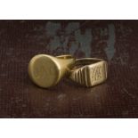 Two vintage gold gentlemens signet rings, one 18ct example, 10g, the other 9ct gold, 4.7g (2)