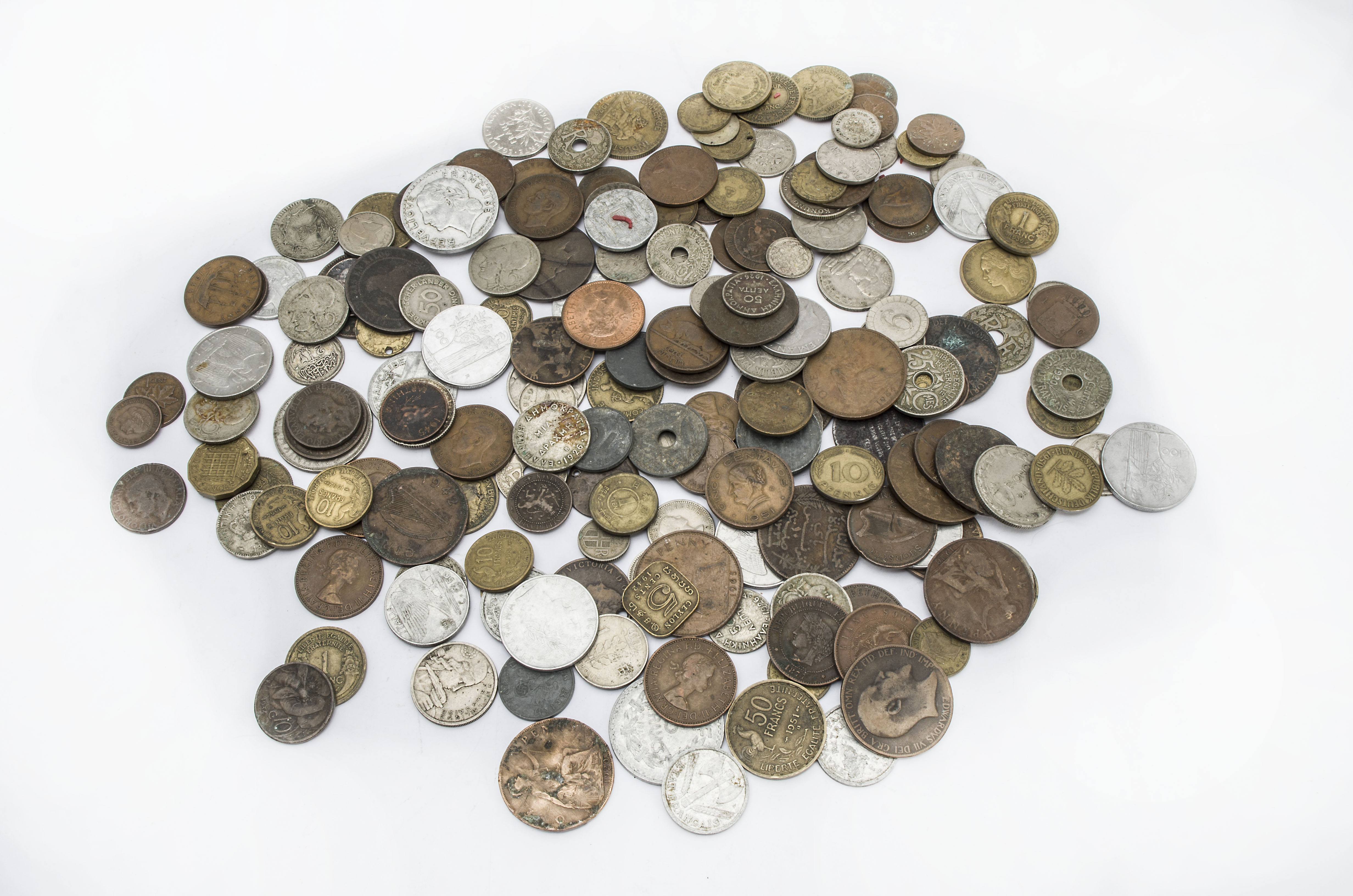 A small collection of world coins, together with a WWII Victory medal, a bronze Rome medallian, an - Image 2 of 2