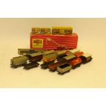 Hornby-Dublo OO Gauge 2- and 3-rail Breakdown Crane Set and Rolling Stock, comprising boxed 4620