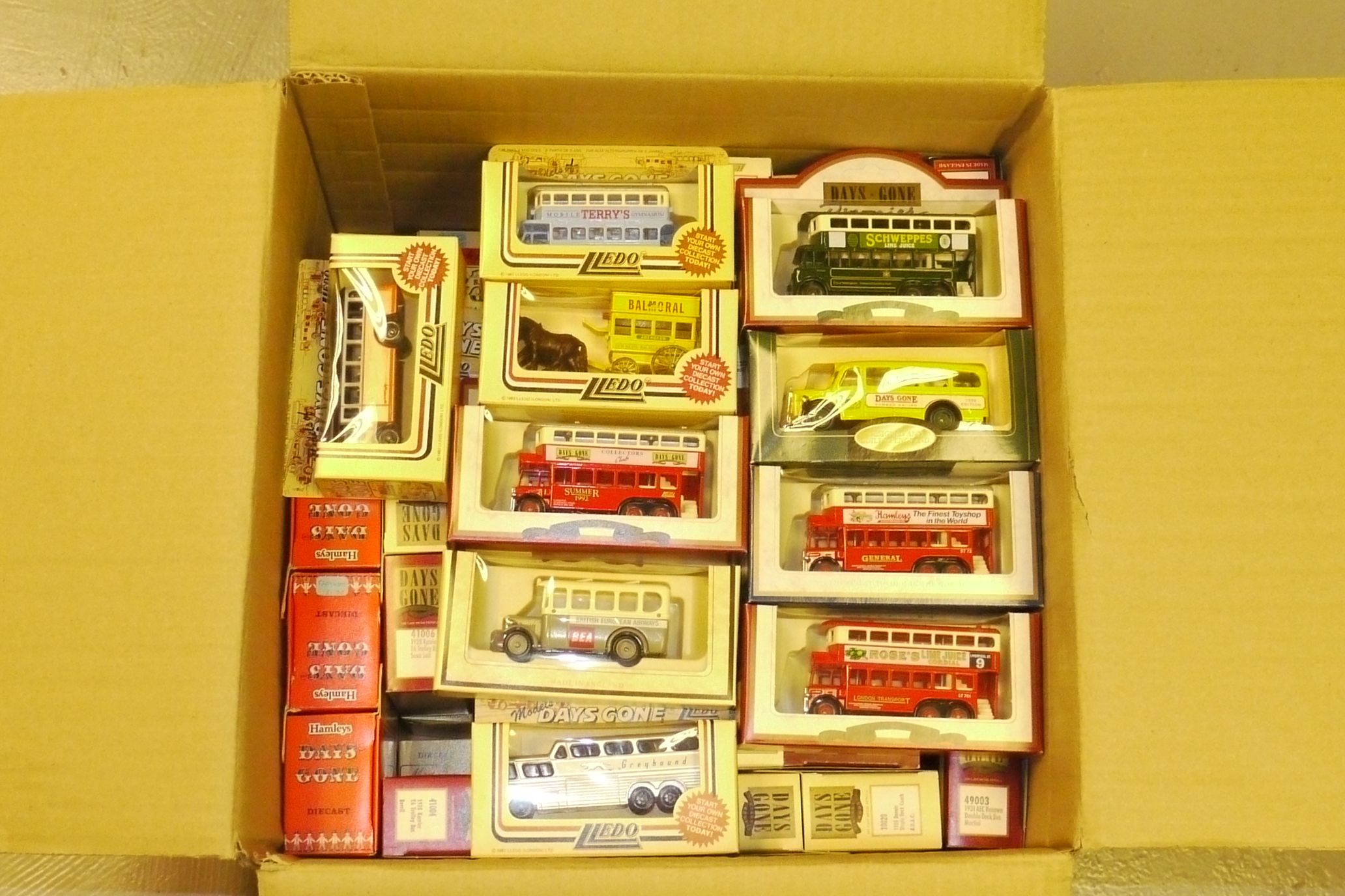 Lledo Days Gone Model Buses and Coaches, including several Hamleys and GWR, all in original boxes,