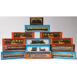 GWR OO Gauge Steam Locomotives Coaching Stock and Railcar by Various Makers, including Hornby 'King'