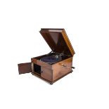 Table grand gramophone, Dulcetto: with Dulceto soundbox and L-shape tone-arm, in mahogany case