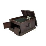 Table grand gramophone, Gramola: in mahogany case, with Gramola soundbox (lid detached, case