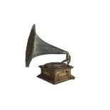 Horn gramophone, Zonophone: a Cardigan with brass morning Glory horn, modified Gibson arm (lacking