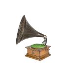 Horn gramophone, Columbia: a Disc Graphophone with fluted grained horn, Columbia Regal soundbox