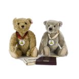 Two Steiff Club Limited Edition teddy bears: 2004 Franz teddy bear, 2070 for the year; and Richard