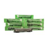 Märklin H0 Gauge 3-rail Tinplate Coaching Stock, including three Italian coaches ref 4036 in FS