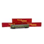 Tri-ang 00 Gauge Boxed Transcontinental Duo-tone Green Coaching Stock, comprising R335 Coach, R336