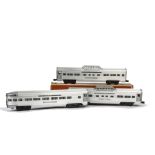 Lionel American 0 Gauge 3-rail Extruded Aluminium ‘Silver’ Coaching Stock, with ‘Lionel Lines’