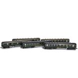 A Rake of Five Metropolitan (Switzerland) H0 Gauge 3-rail Swiss Coaching Stock, comprising ref